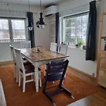 Hus I Naturskjonne Omgivelser Сasa de vacaciones Hopen (Vagan)