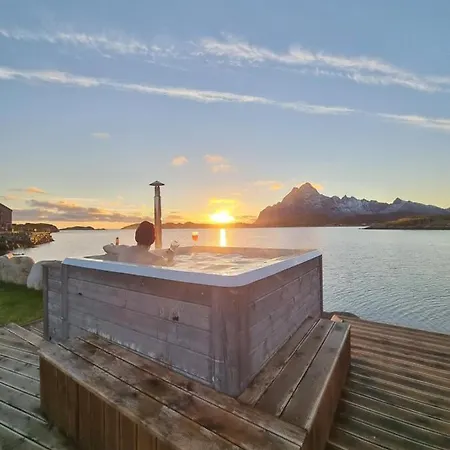 Hus I Naturskjonne Omgivelser 펜션 Hopen (Vagan)