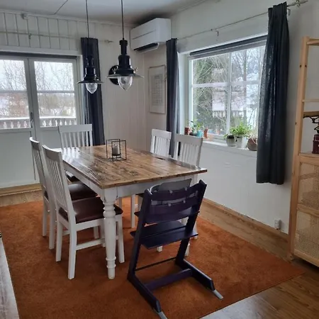 Hus I Naturskjonne Omgivelser Tatil Evi Hopen (Vagan)