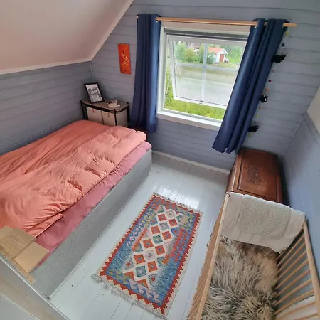 Hus I Naturskjonne Omgivelser