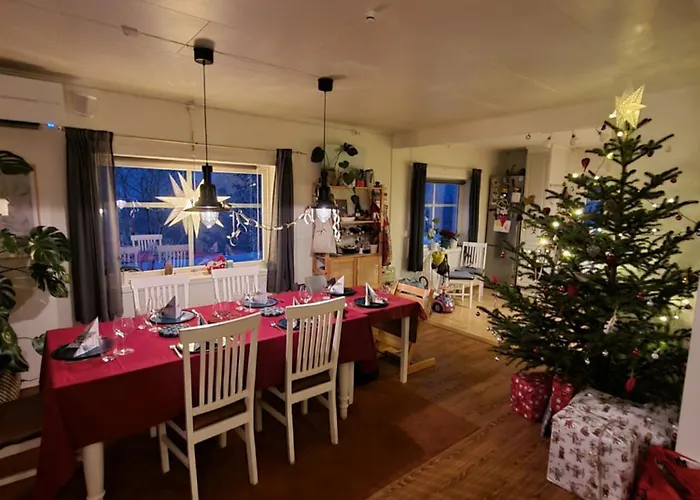 Semesterbostad Hus I Naturskjonne Omgivelser *