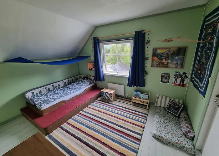 Semesterbostad Hus I Naturskjonne Omgivelser *