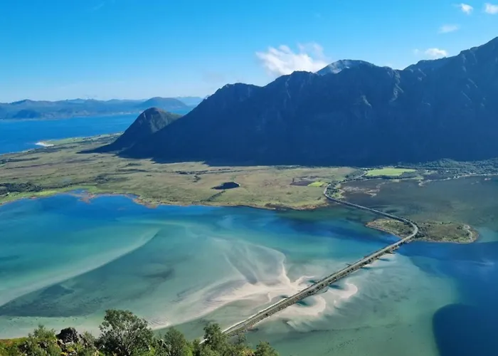 Hus I Naturskjonne Omgivelser *